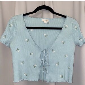 LA Hearts Light Blue Floral Crop Top size Small